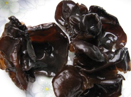 干木耳一般要泡多久？如何泡發(fā)黑木耳