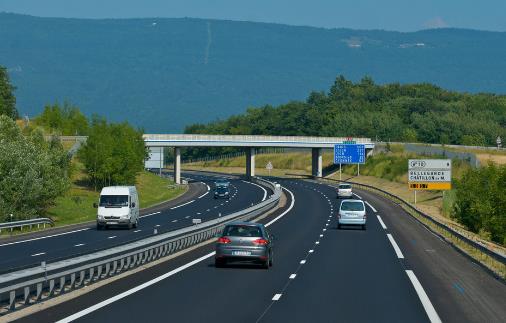 2015年節(jié)假日全國高速公路免費(fèi)時間一覽表