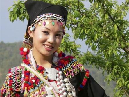德昂族有什么風(fēng)俗習(xí)慣？中國少數(shù)民族德昂族的來歷習(xí)俗