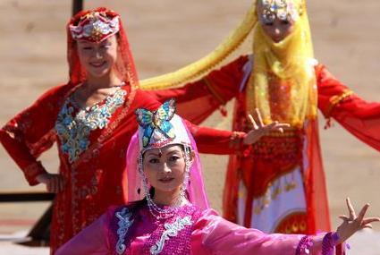 撒拉族有什么風俗習慣？中國少數(shù)民族撒拉族的來歷習俗