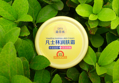 凡士林的作用-凡士林可以擦臉嗎？