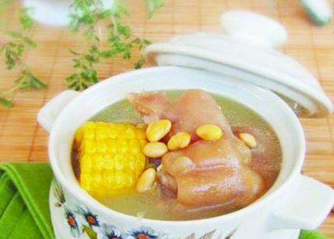 夏季養(yǎng)生食譜：夏季五款食療養(yǎng)生湯讓你肌膚白皙