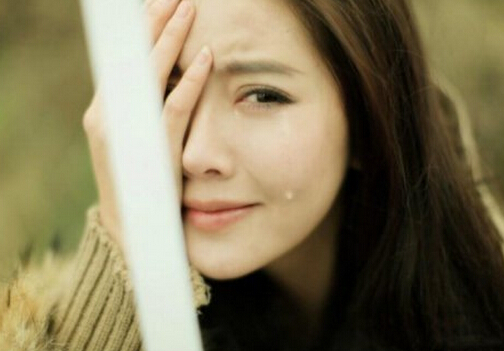 眼睛哭腫了怎么消腫？雙眼皮術(shù)后如何消腫