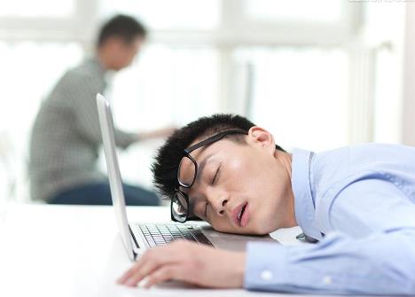 經(jīng)常打瞌睡是怎么回事？經(jīng)常打瞌睡該怎么辦