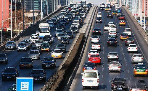 司機(jī)看過(guò)來(lái)！夏季汽車(chē)保養(yǎng)常識(shí)要知曉
