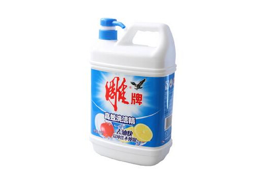 洗潔精有毒嗎-寶寶餐具能用洗潔精洗嗎？