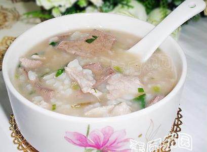 補(bǔ)鐵的食物有哪些？寶寶補(bǔ)鐵食譜推薦