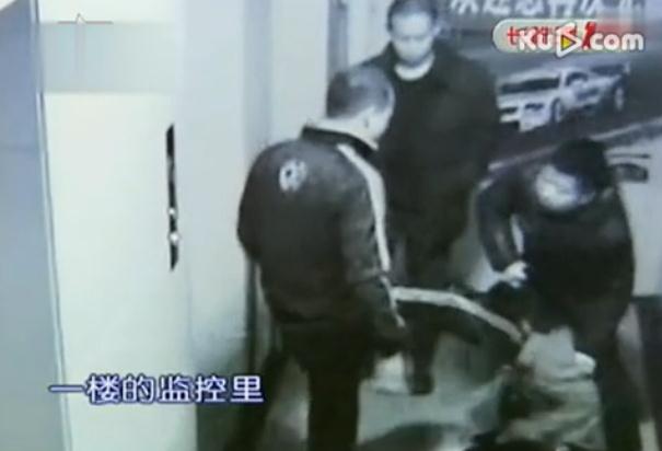 石家莊網(wǎng)吧驚魂：少女被抓著頭發(fā)拉走至洗浴中心賓館內(nèi)遭強奸