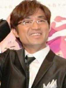 日本主播大竹一樹(shù)泡溫泉下半身裸露曝光引抗議，編輯忘打馬賽克
