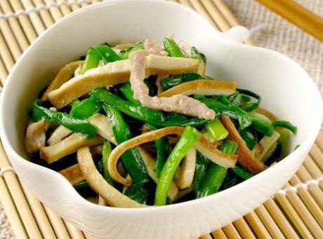 哺乳期能吃韭菜嗎？哺乳期吃韭菜的食用禁忌