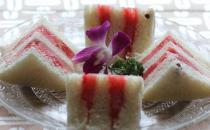 菠蘿的營(yíng)養(yǎng)價(jià)值 水果三明治怎么制作？