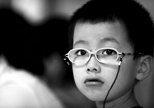 眼睛散光的治療方法-散光能戴隱形眼鏡嗎？