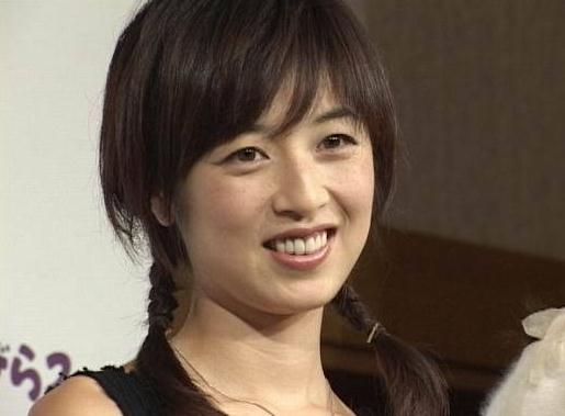 日本影后高岡早紀被迫全裸拍AV電影《怪物》高清劇照曝光，7分鐘激情戲