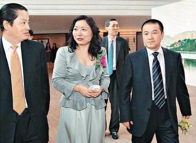 龍湖地產(chǎn)主席吳亞軍離婚，碧桂園楊惠妍晉升女首富