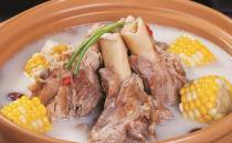 燉骨頭湯放醋好嗎？燉骨頭湯放醋能補(bǔ)鈣嗎