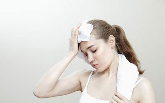 產(chǎn)后出汗多怎么辦？如何保持清爽護(hù)理？