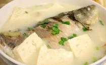 產(chǎn)后催奶喝奶白湯有用嗎？