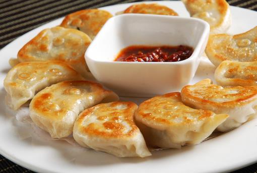 餃子配什么吃更好？吃餃子搭配什么更健康