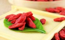 枸杞子泡水喝補(bǔ)腎嗎？枸杞子怎么吃最補(bǔ)腎