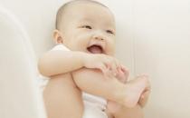 如何保護(hù)寶寶臍帶？保護(hù)不當(dāng)會(huì)破傷風(fēng)？