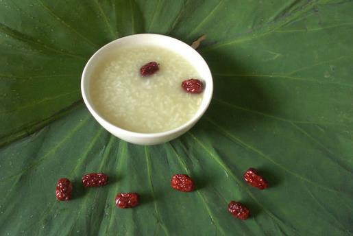 夏季養(yǎng)生：夏季清涼解暑的8款養(yǎng)生粥