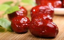 紅棗有哪些營(yíng)養(yǎng)？孕媽能吃紅棗嗎？