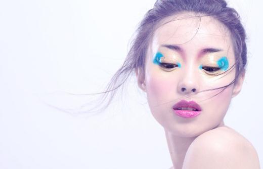 想要親密？畫出質(zhì)感妝容！