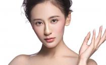 素顏出門？裸妝更出色！