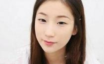 圓臉MM如何利用化妝來(lái)修飾臉型？