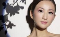 如何收縮毛孔？酸奶洗臉需要注意什么？