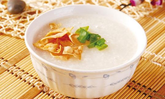 腸胃不適怎么辦？多喝粥調(diào)理