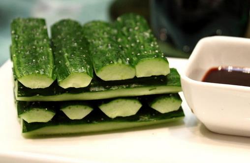 吃黃瓜有什么好處？黃瓜和什么搭營養(yǎng)翻倍