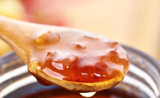 五味子茶有什么功效？五味子茶怎么喝？