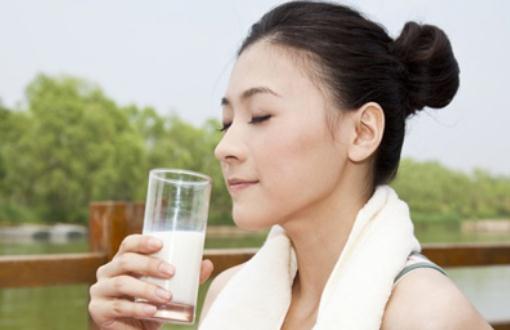吃什么食物能減肥還能補(bǔ)鈣？