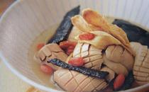冬季皮膚開(kāi)裂怎么辦？冬季皮膚保濕食物