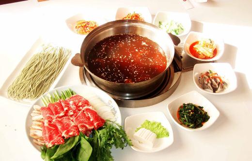 火鍋底料怎么做？火鍋吃什么菜好？
