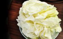 白菜怎么搭配更營養(yǎng)？白菜加豬肉滋陰潤燥