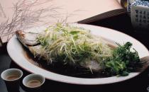 吃清蒸魚有什么好處？清蒸魚怎么做？