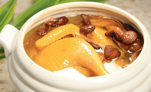 孕婦體質(zhì)虛弱吃什么好？推薦5種雞湯進補