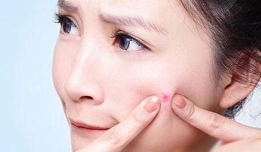 秋燥上火“爆痘”，虛實(shí)要分清
