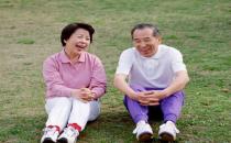 老人微胖或更長(zhǎng)壽