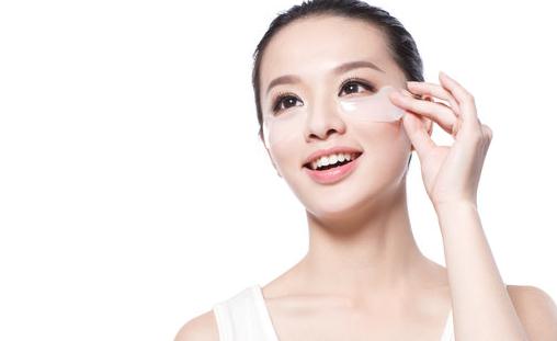 孕婦吃綠葉蔬菜不會(huì)長(zhǎng)胖哦！