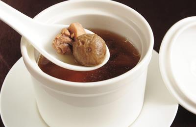 實(shí)用補(bǔ)腦藥膳推薦 讓上班族大腦時(shí)刻清醒