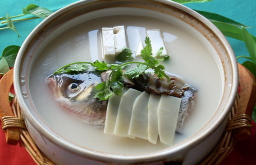 烹飪魚(yú)頭首要注意衛(wèi)生！