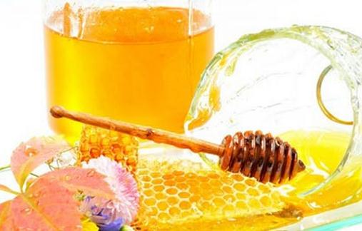 吃蜂蜜會(huì)中毒？吃蜂蜜要注意什么？