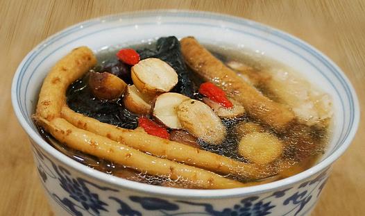黑眼圈吃什么緩解？三款緩解黑眼圈的食療方法
