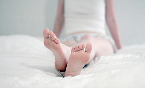 手腳出汗是怎么回事？如何治療手腳出汗？