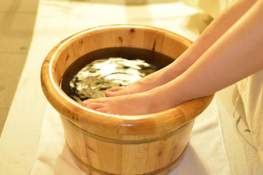 用什么泡腳好？泡腳的好處