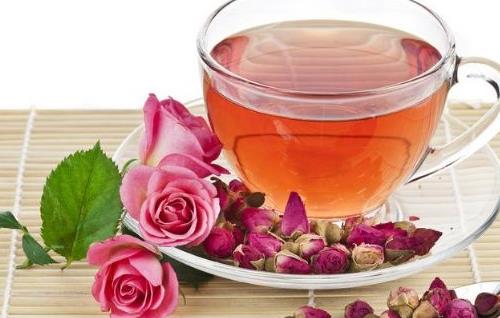 補(bǔ)血養(yǎng)顏：女性十款玫瑰花茶
