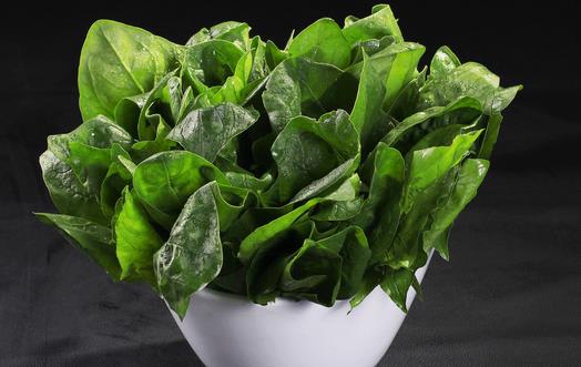 菠菜含鐵高？營養(yǎng)師稱這是個誤區(qū)